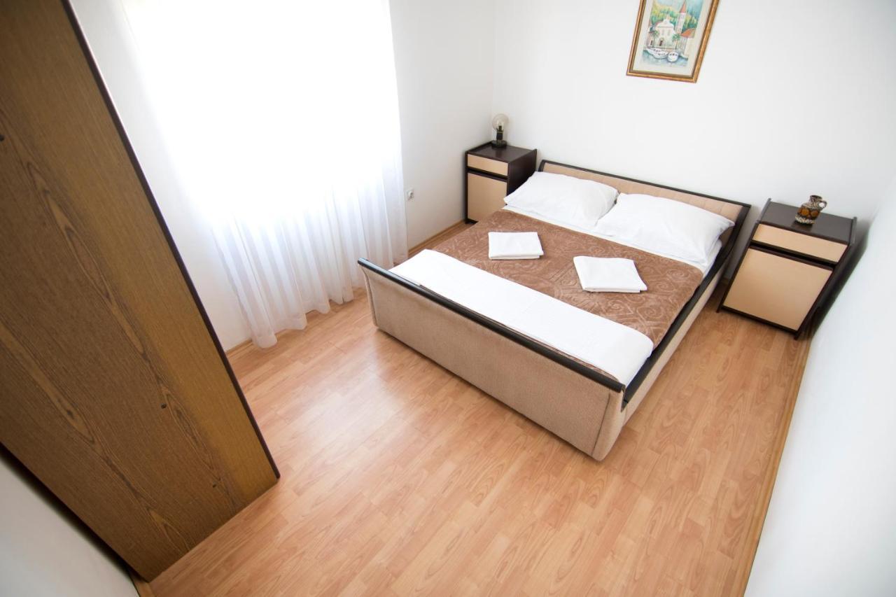 Apartmani Jurić Vir Exterior foto