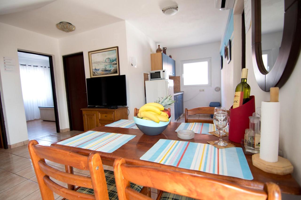 Apartmani Jurić Vir Exterior foto