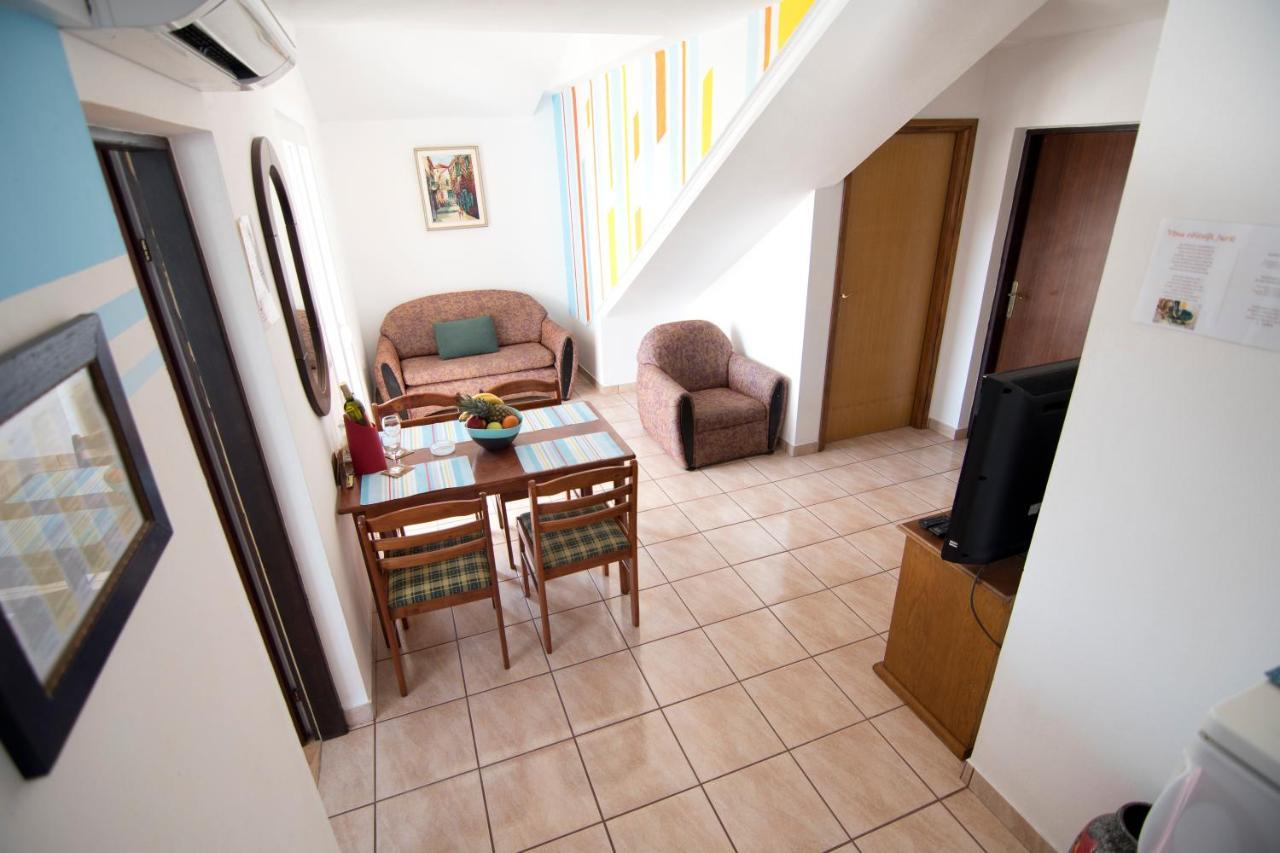 Apartmani Jurić Vir Exterior foto