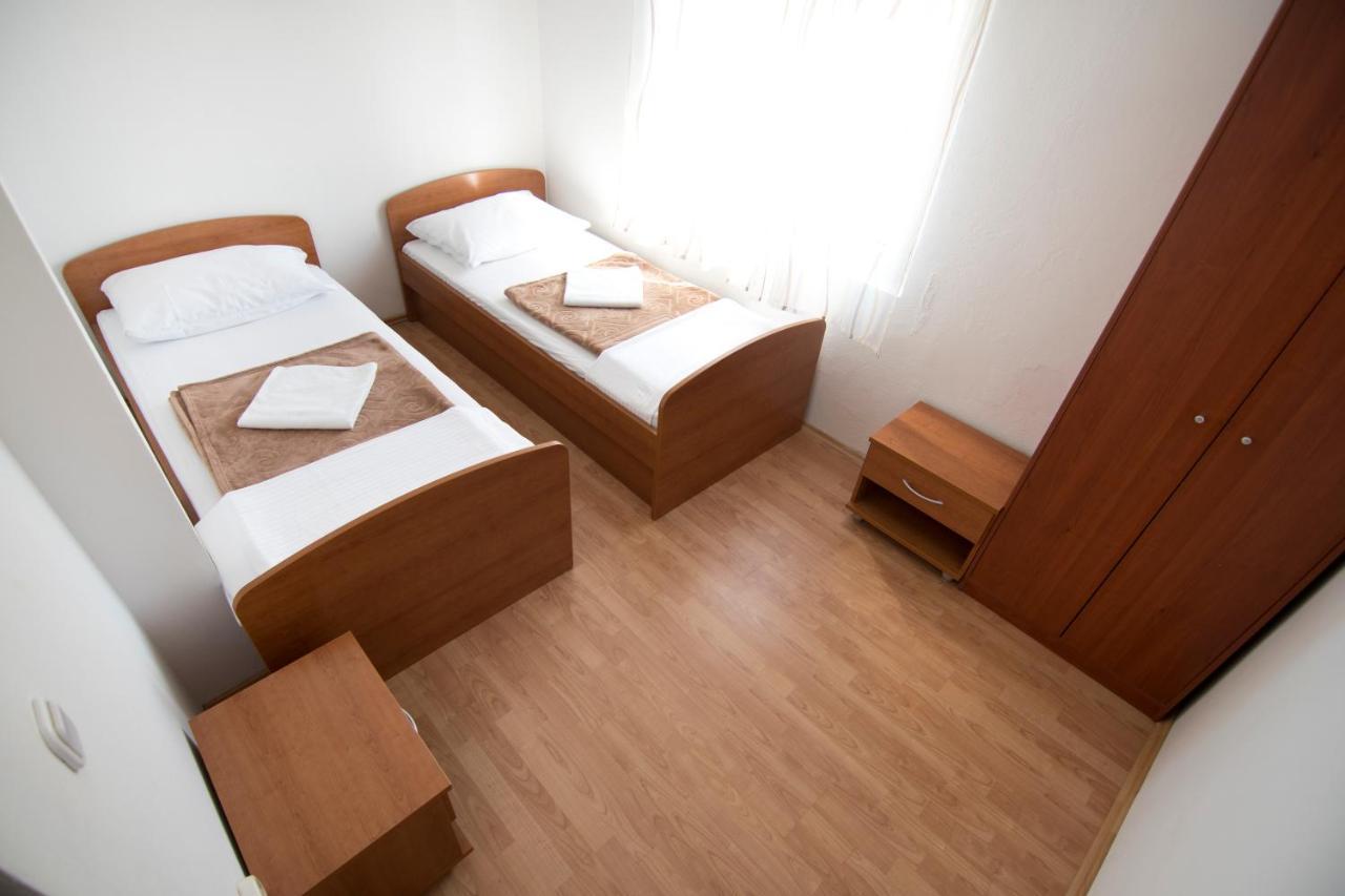 Apartmani Jurić Vir Exterior foto
