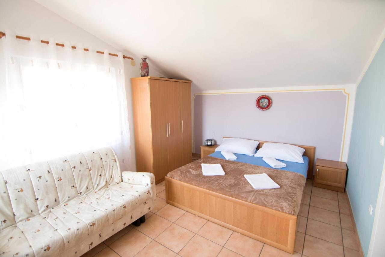 Apartmani Jurić Vir Exterior foto